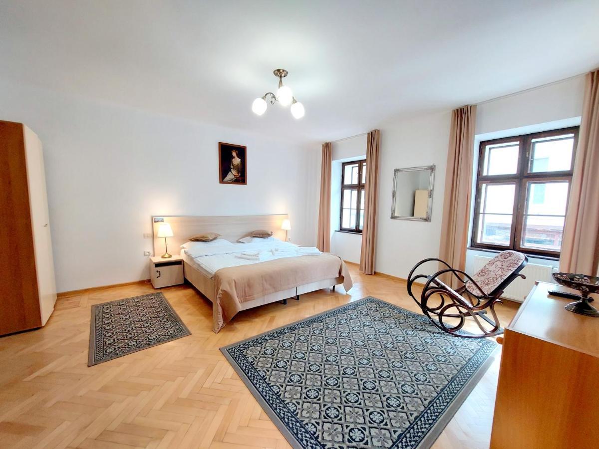 Casa Roth Apartment Brasov Exterior photo