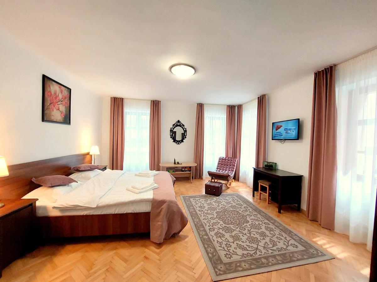 Casa Roth Apartment Brasov Exterior photo